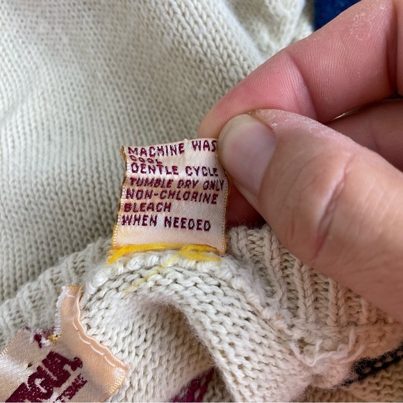 Vintage 70s Antigua Pine Acres Country Club Cropped Plaid Long Sleeve Sweater - Picture 6 of 7